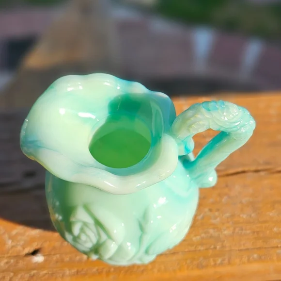 Vintage 1970s Avon Aqua Swirl Floral Rose Decanter Pitcher 4.5 Inch Tall EUC - Picture 10 of 16